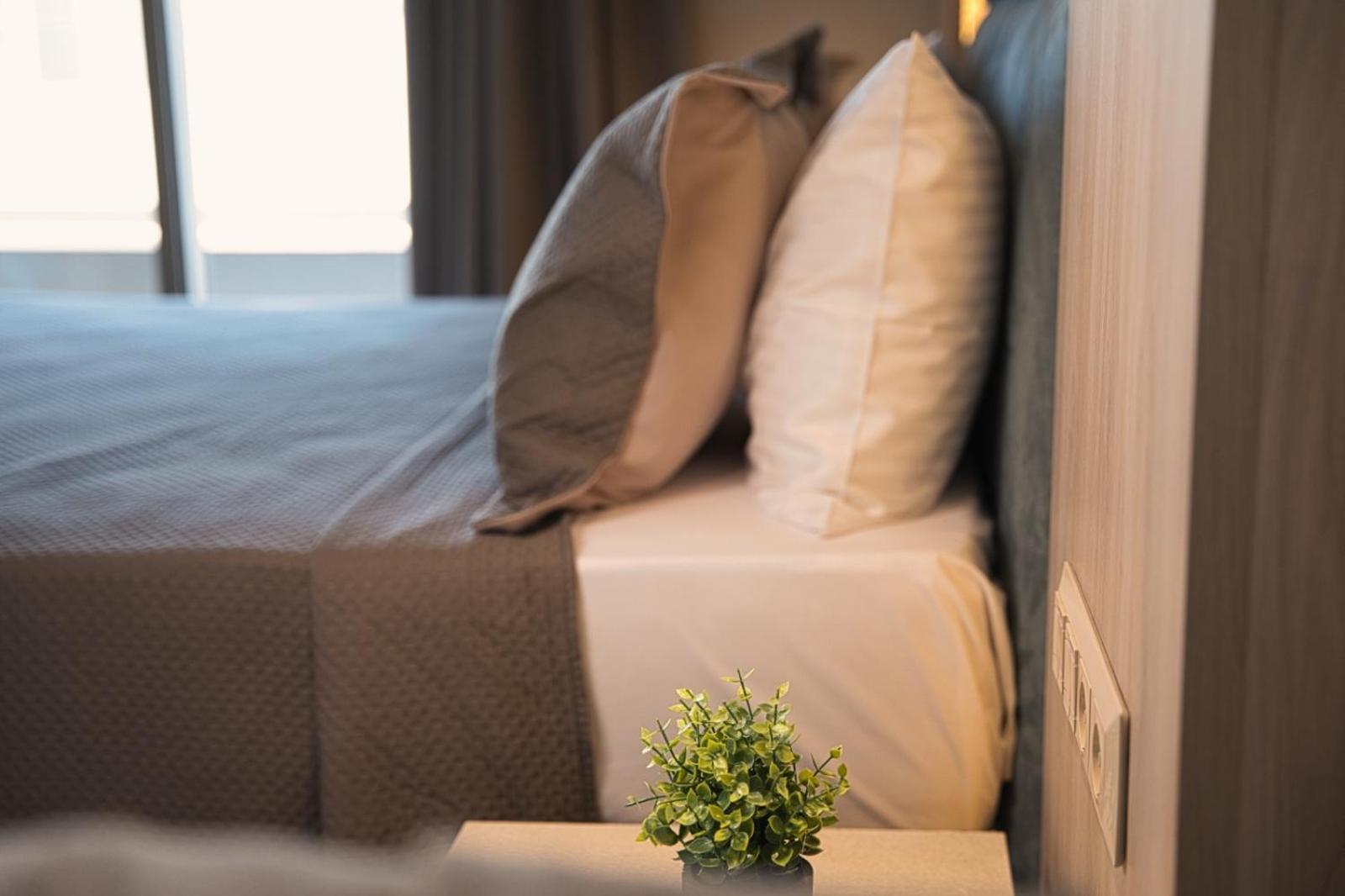 Wellnest Hotel เอเธนส์ ภายนอก รูปภาพ